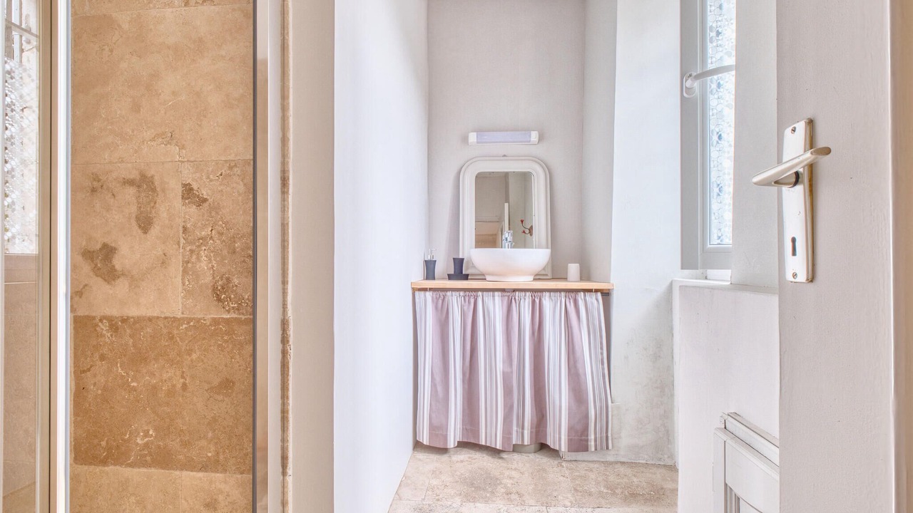 Photo of Bathroom in Saint-Germain-du-Salembre
