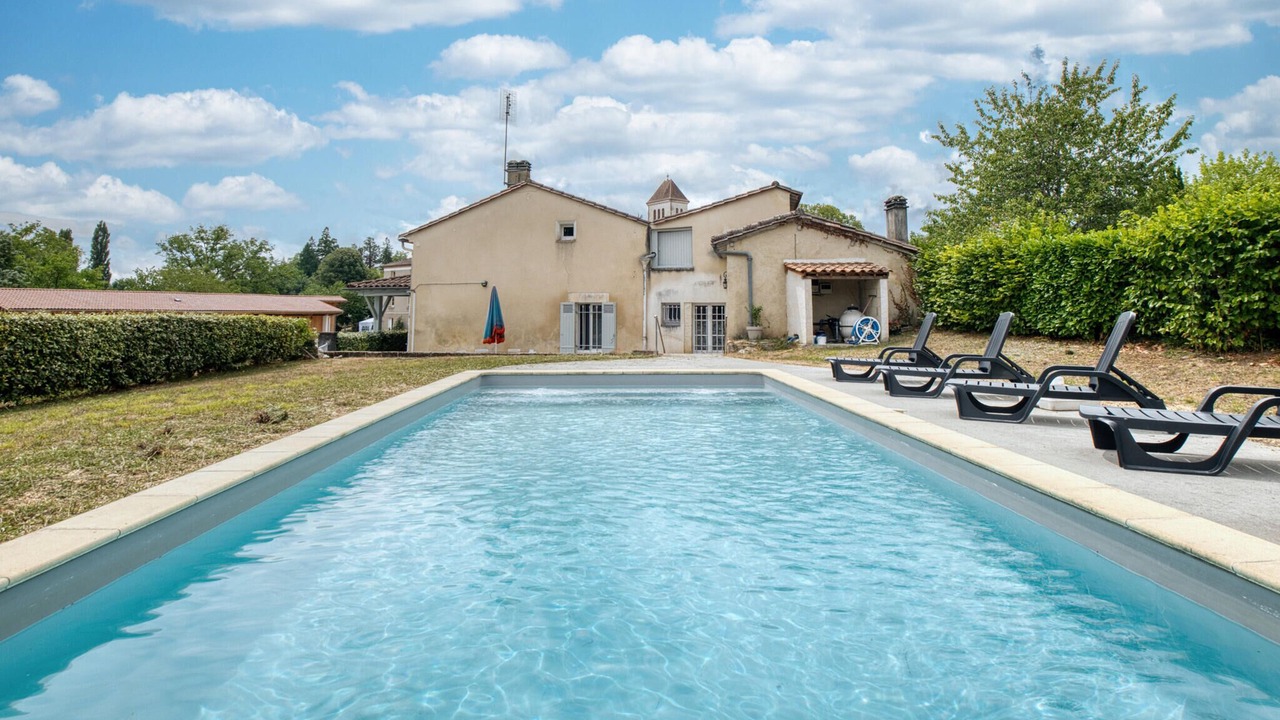 Photo of Outdoor in Saint-Germain-du-Salembre