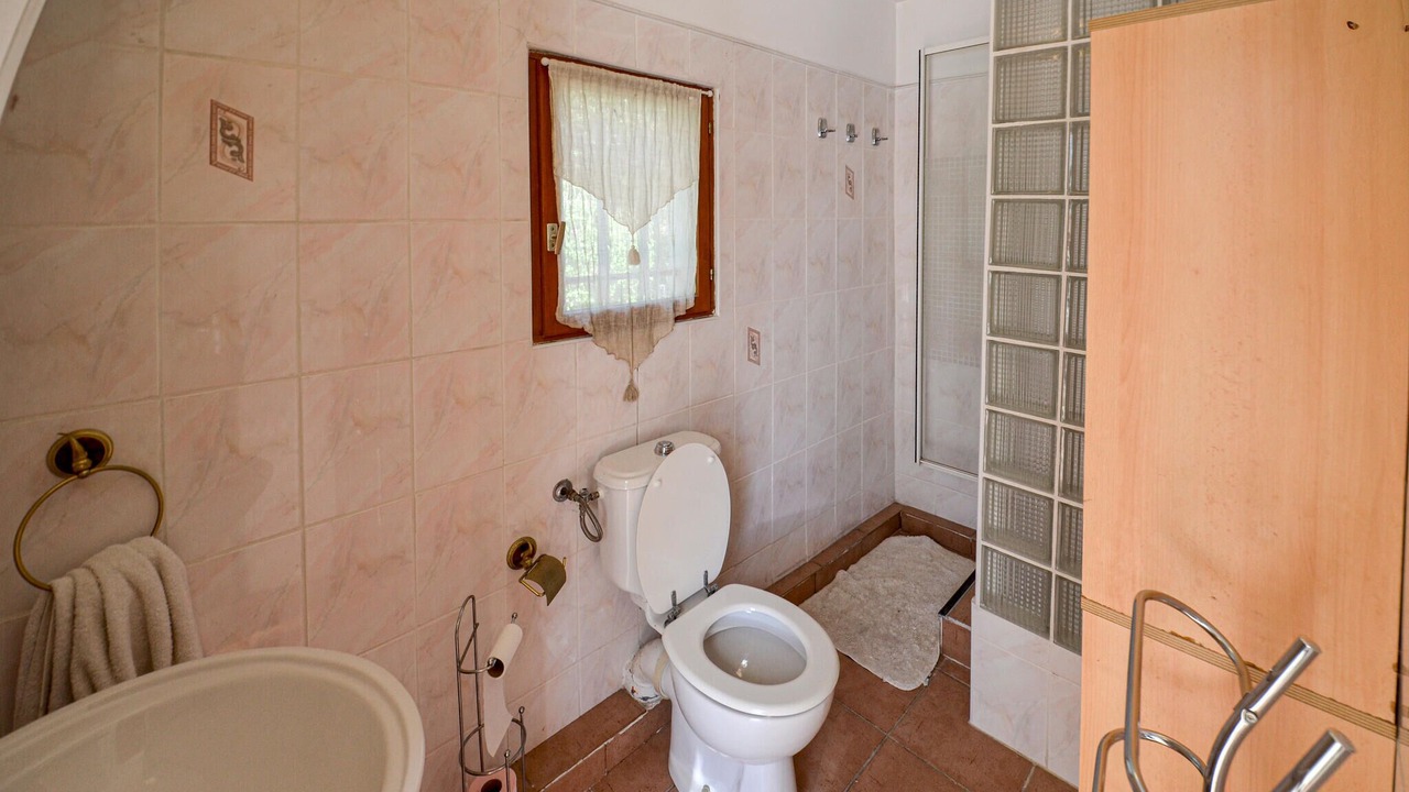 Photo of Bathroom in Calas