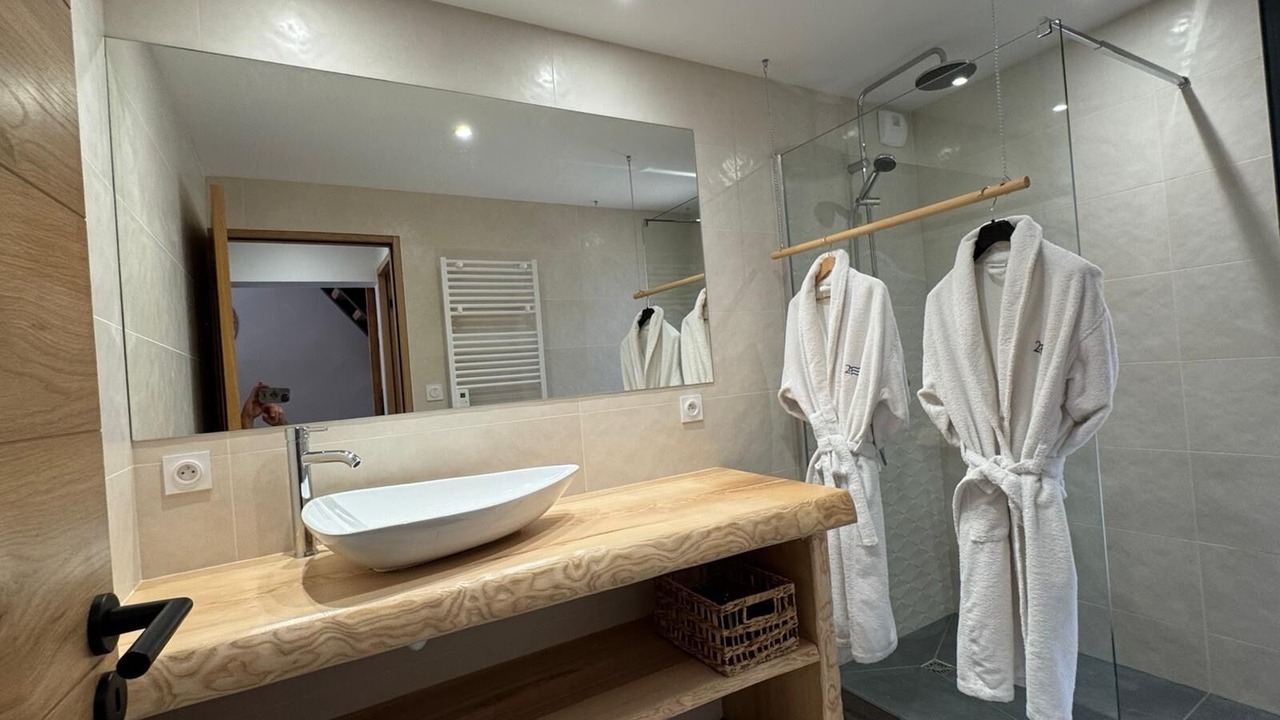 Photo of Bathroom in Monbazillac
