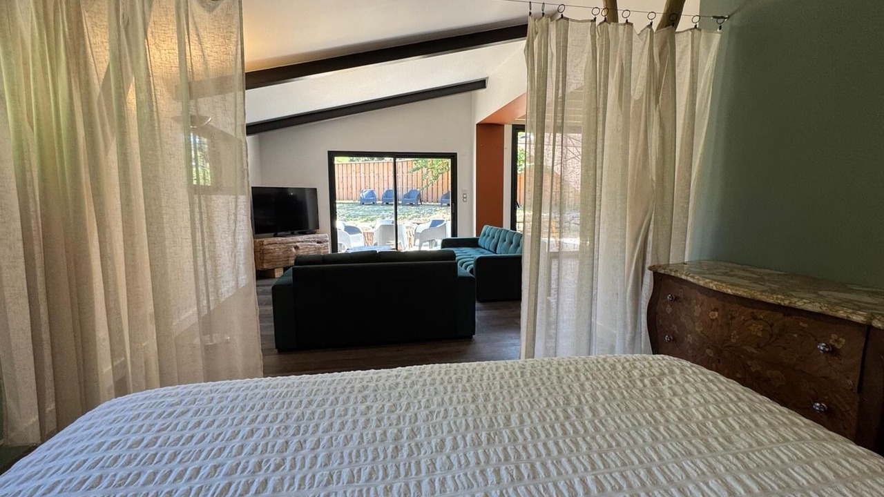 Photo of Bedroom in Monbazillac