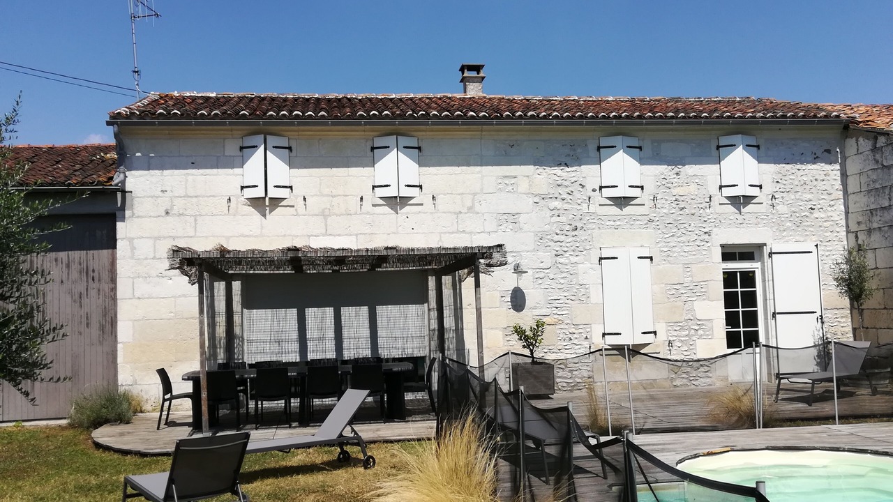Photo of Patio Balcony in Chaniers