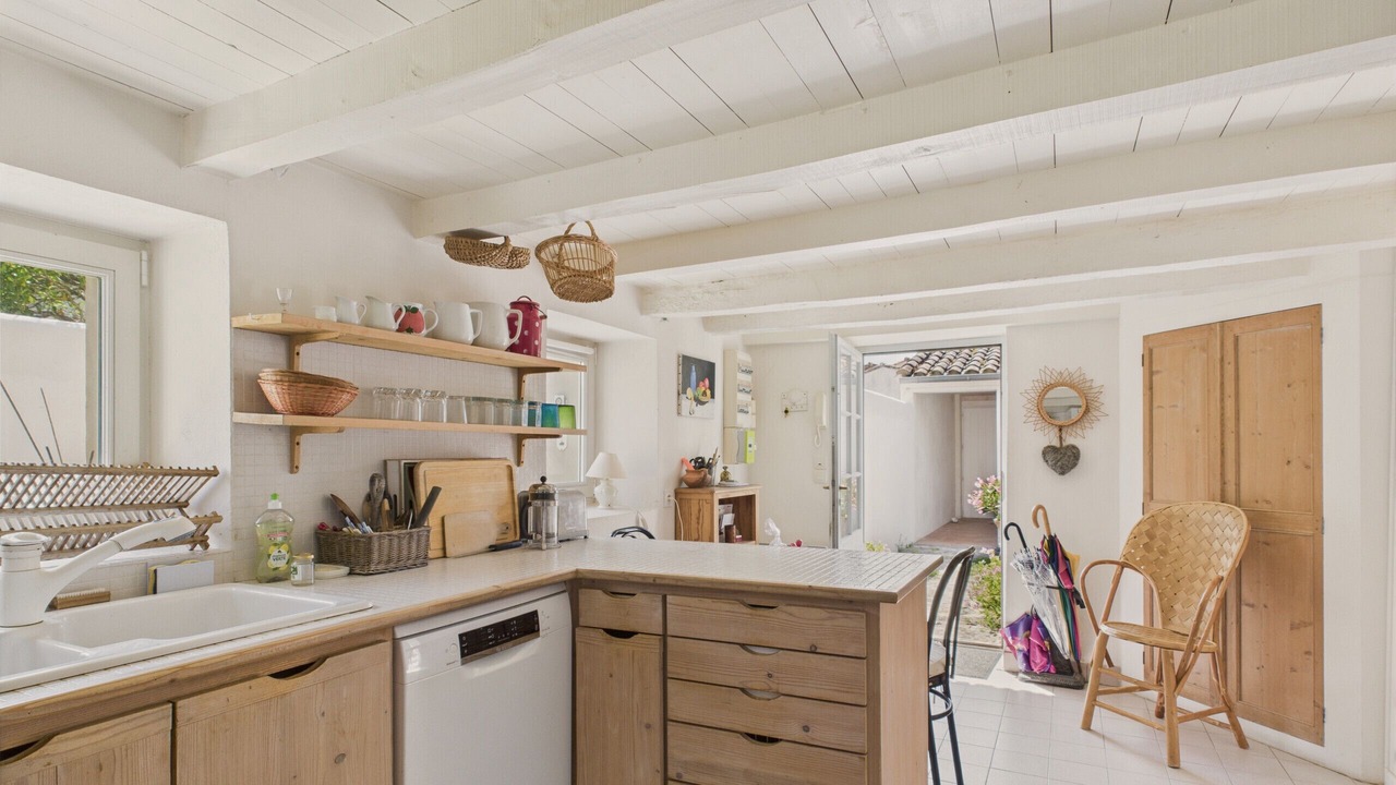 Photo of Kitchen in Les Portes-en-Re