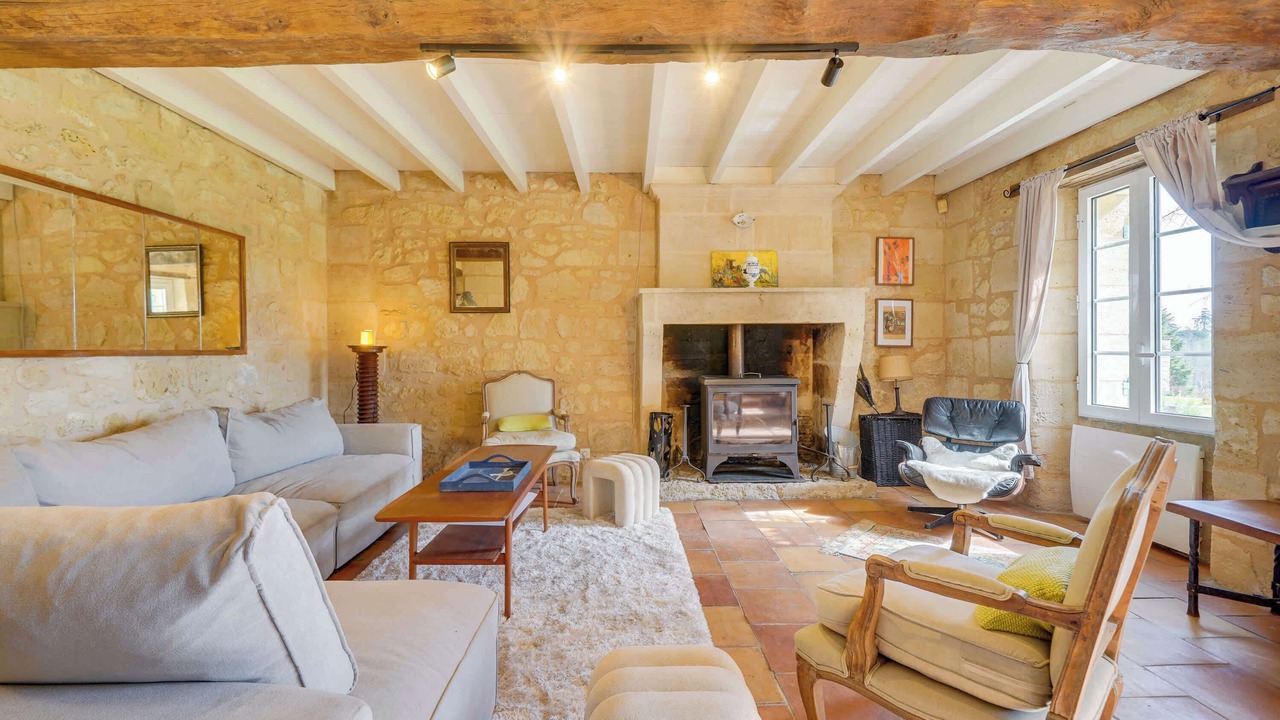 Photo of Livingroom in Nerigean