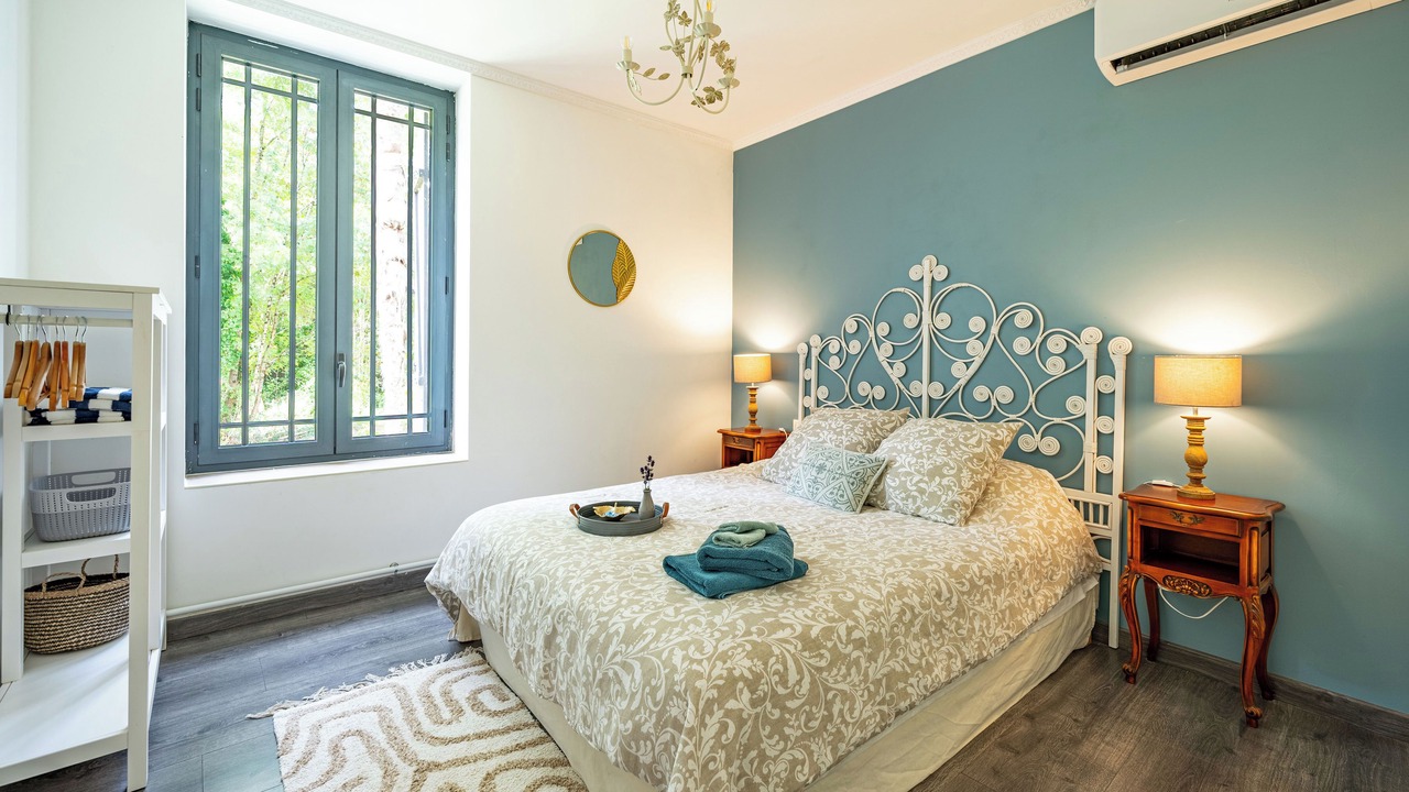 Photo of Bedroom in Fronsac