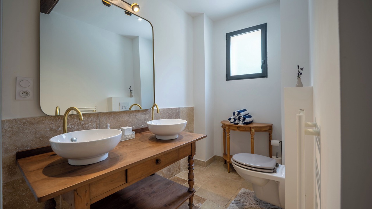 Photo of Bathroom in Fronsac