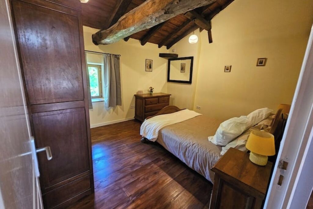 Photo of Bedroom in Champagne-et-Fontaine