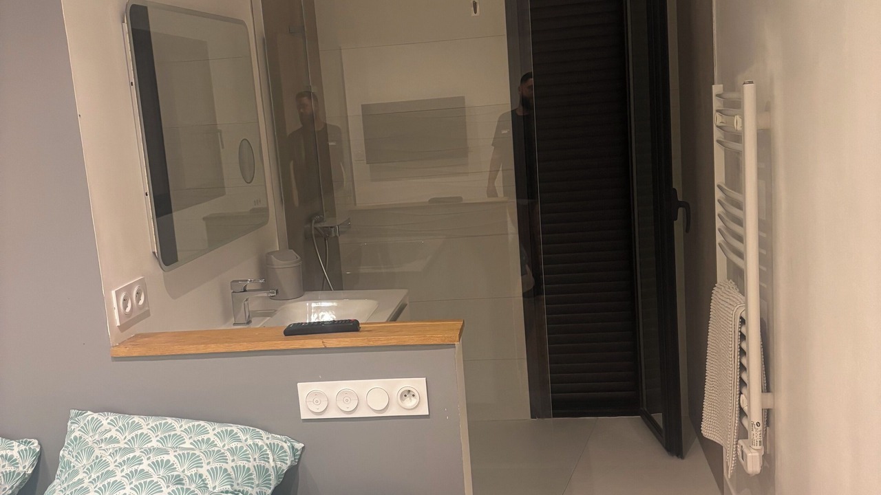 Photo of Bathroom in Croignon