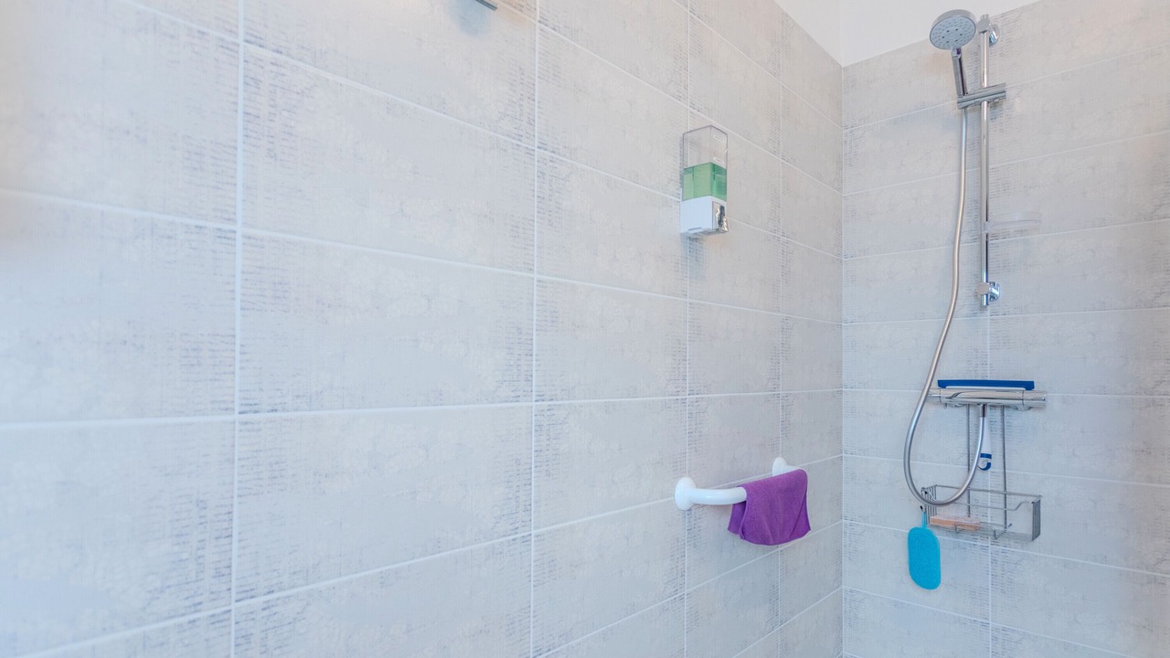 Photo of Bathroom in Lescar