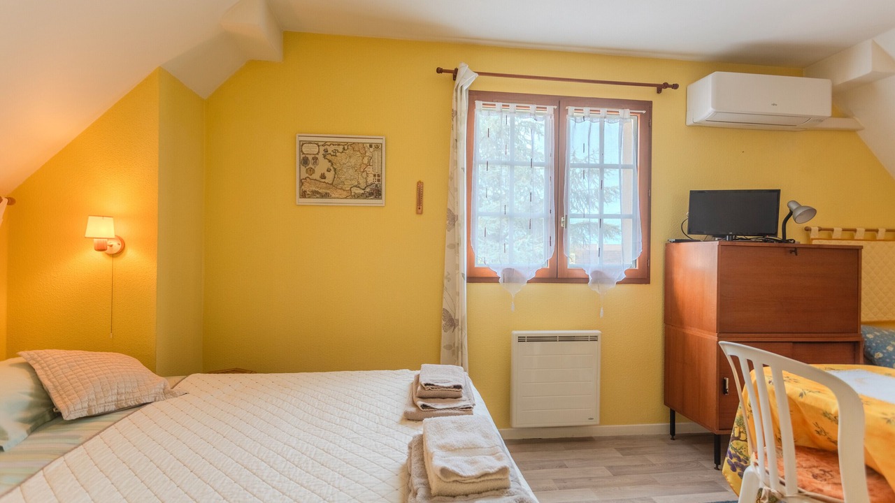 Photo of Bedroom in Lescar