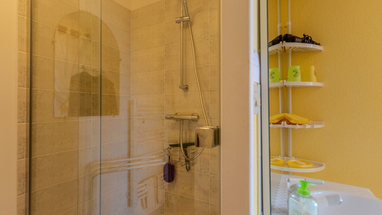 Photo of Bathroom in Lescar