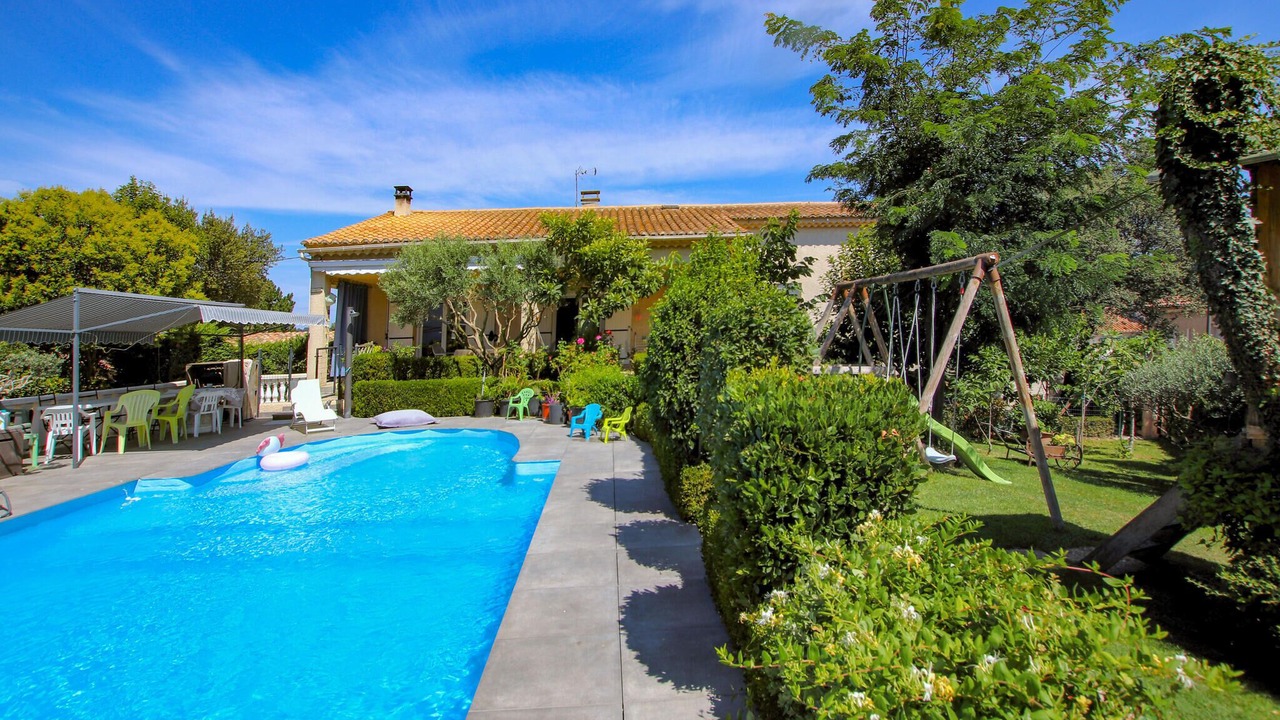 Photo of Outdoor in Bedarrides
