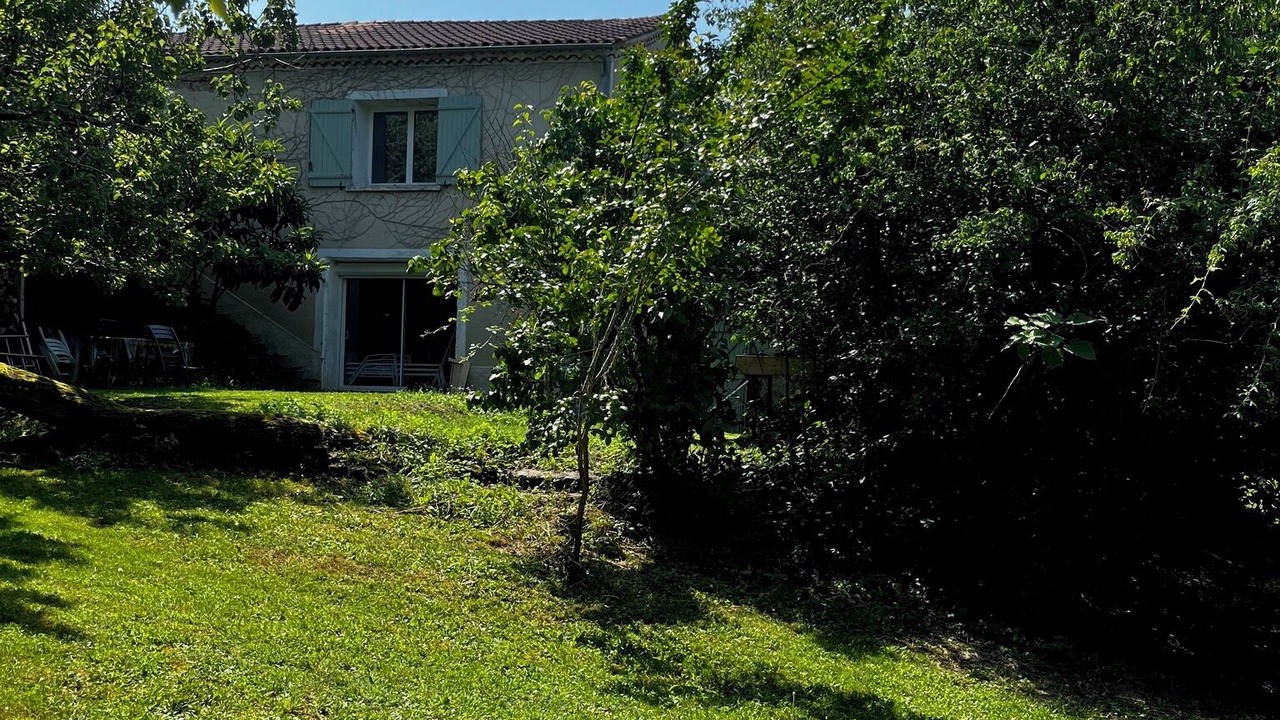 Photo of Outdoor in Pont-du-Casse