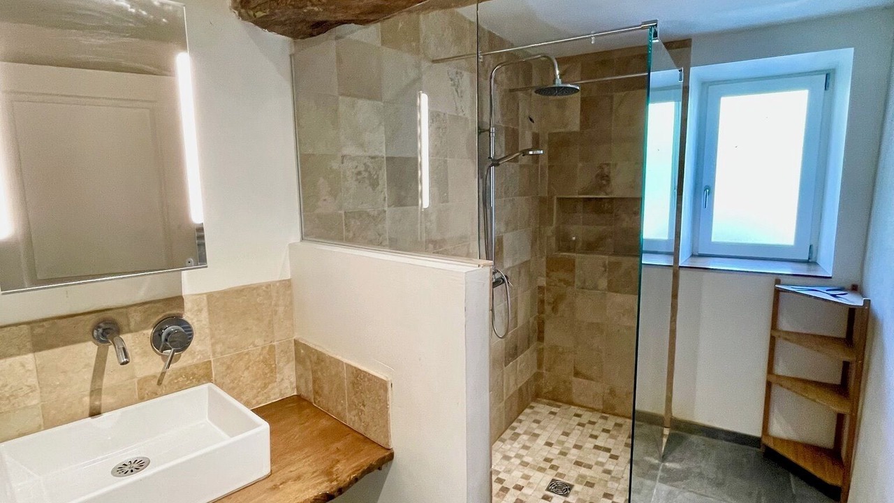 Photo of Bathroom in Pont-du-Casse