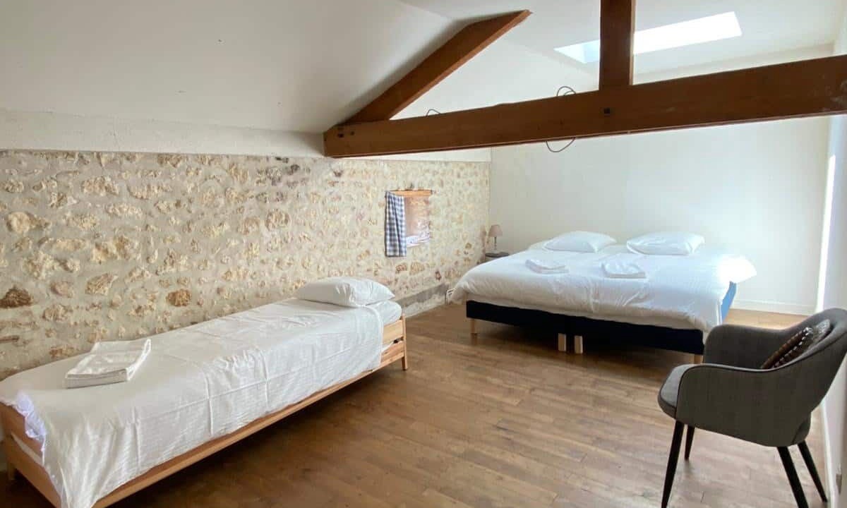 Photo of Bedroom in Saint-Aulaye-Puymangou