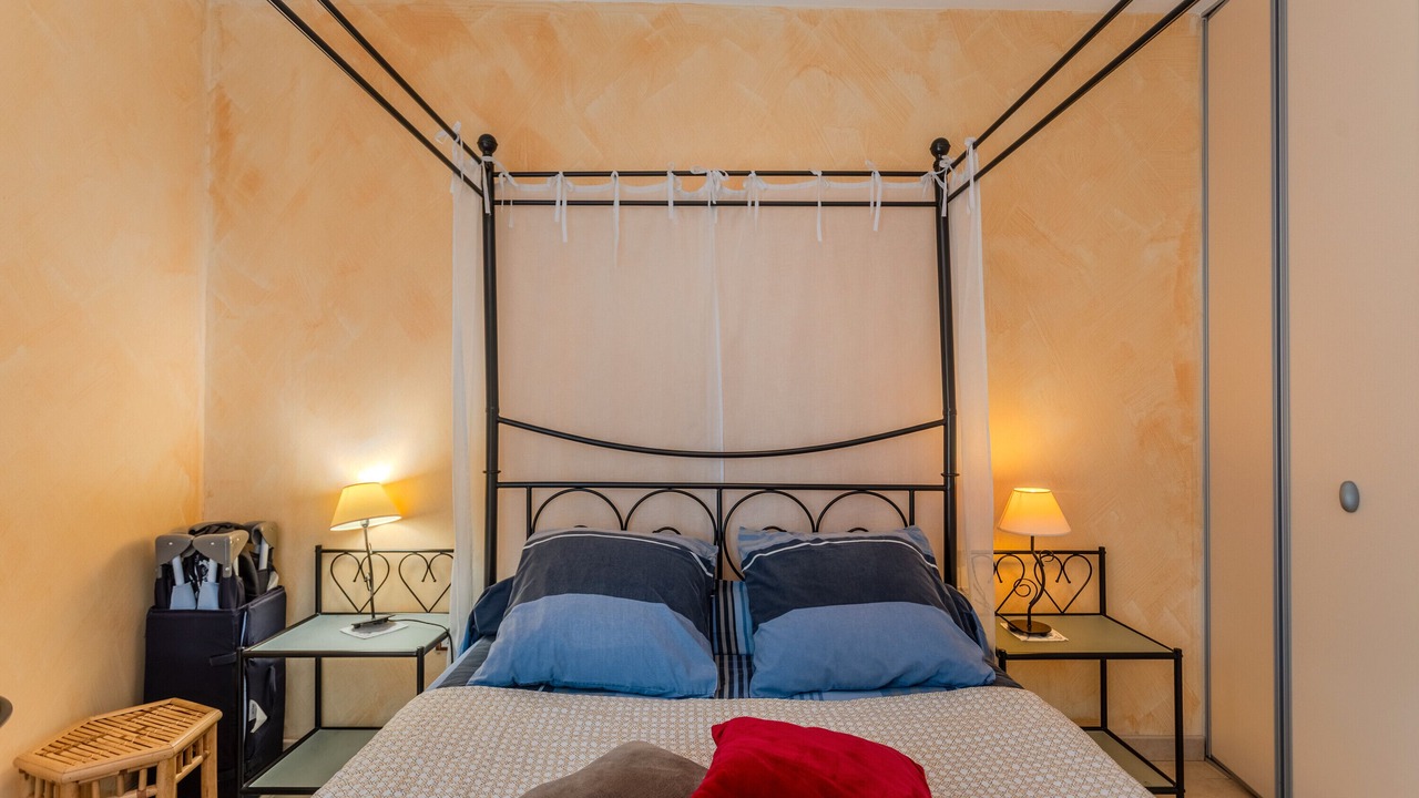Photo of Bedroom in Lescar