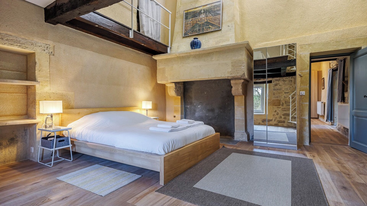 Photo of Bedroom in Guillac