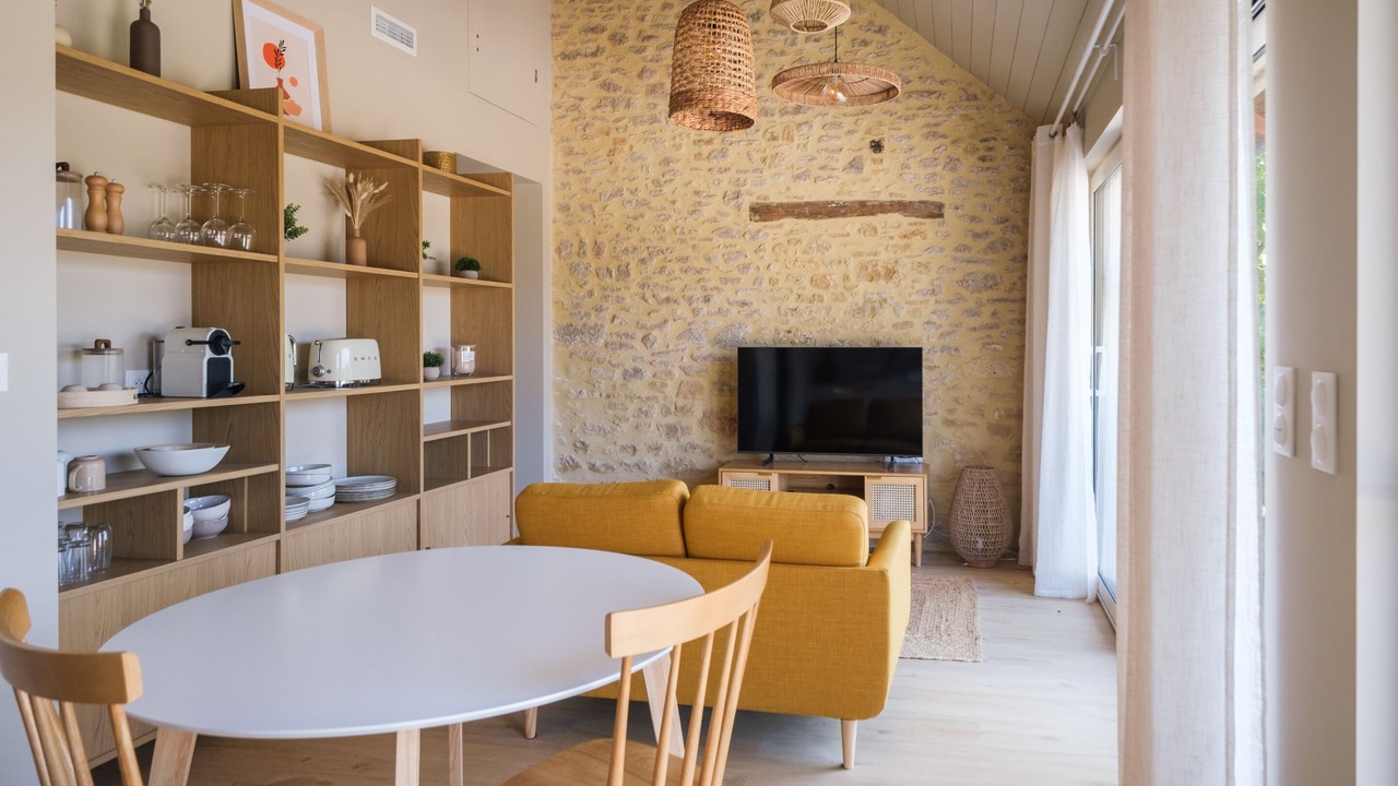 Photo of Livingroom in Saint-Andre-dAllas