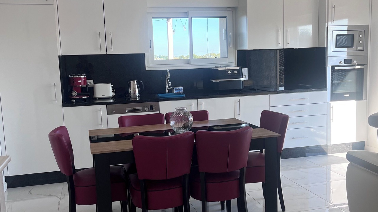 Photo of Kitchen in Bords