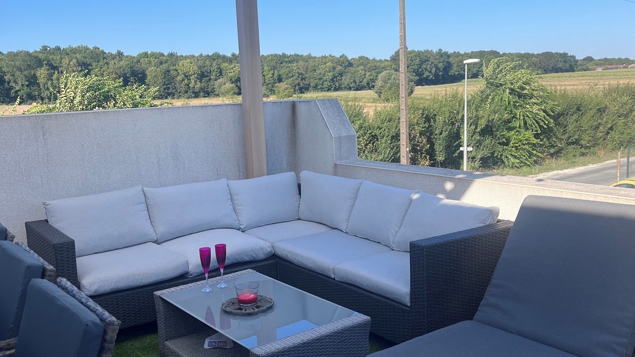 Photo of Outdoor in Bords