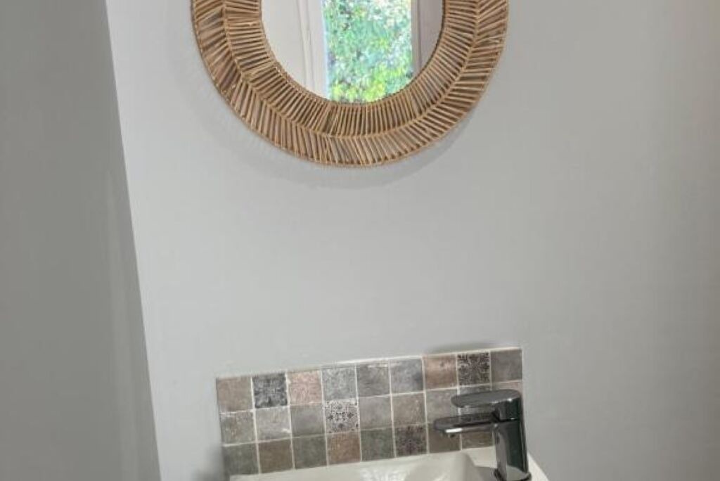 Photo of Bathroom in Archiac
