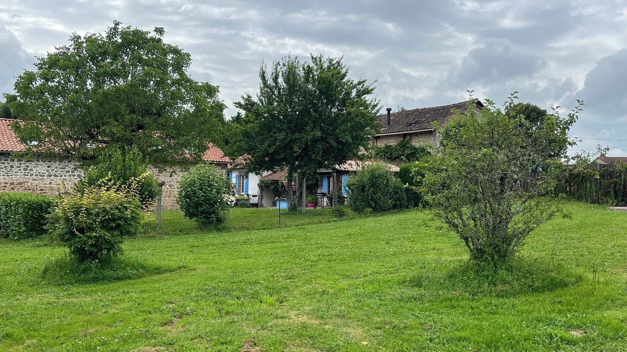 Photo of Outdoor in Saint-Estephe