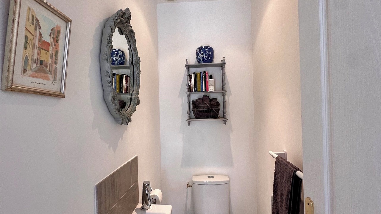 Photo of Bathroom in North district