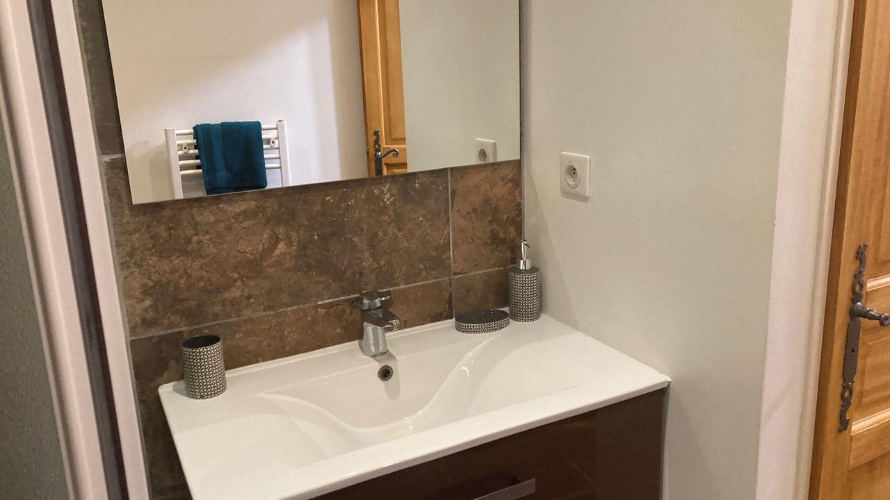 Photo of Bathroom in Brantome-en-Perigord