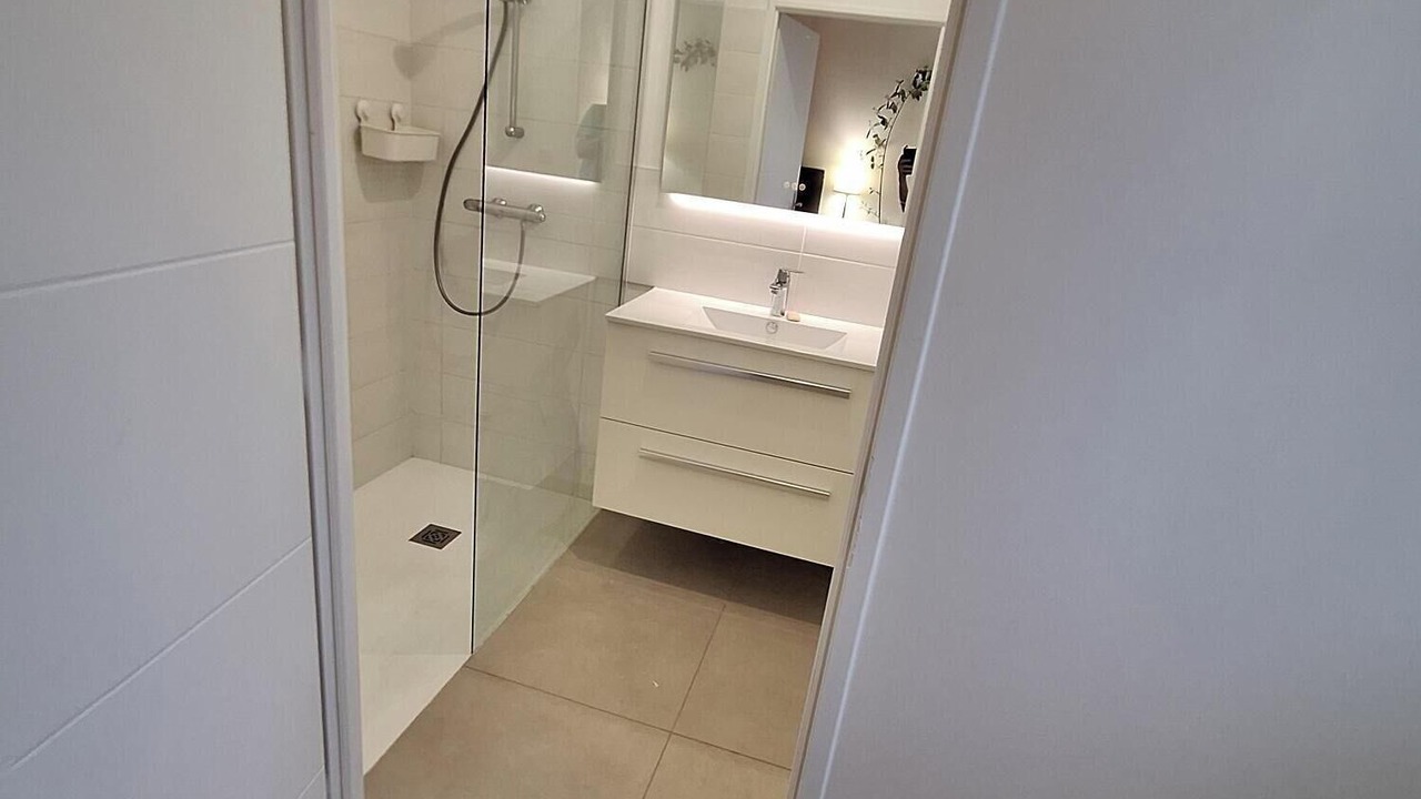 Photo of Bathroom in Cauderan