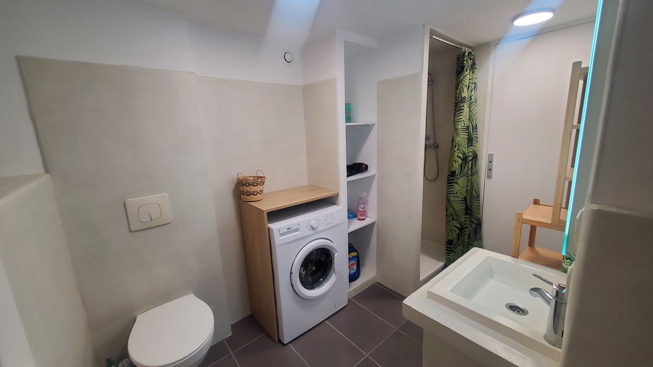 Photo of Bathroom in Bayonne