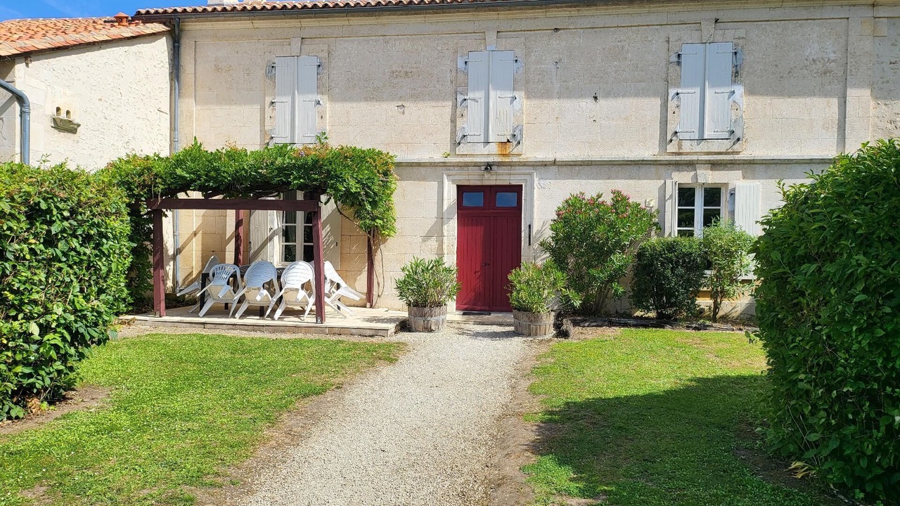 Photo of Outdoor in Ronsenac