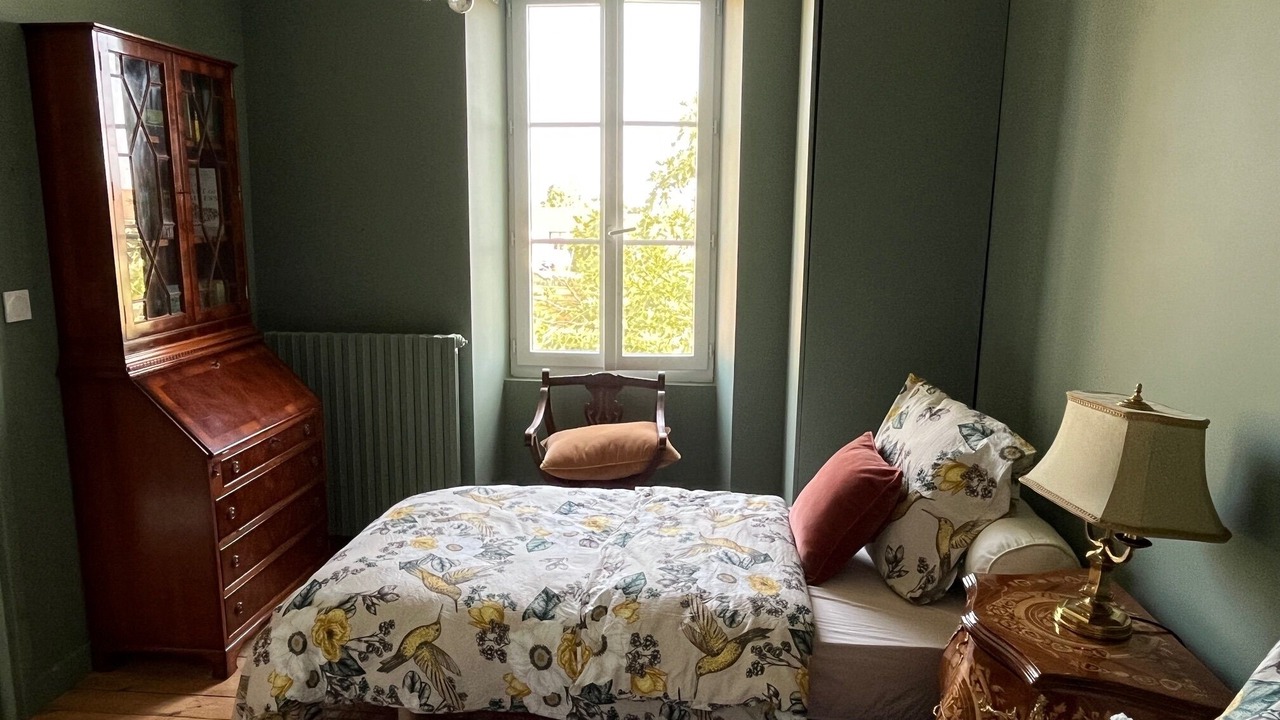 Photo of Bedroom in Exireuil
