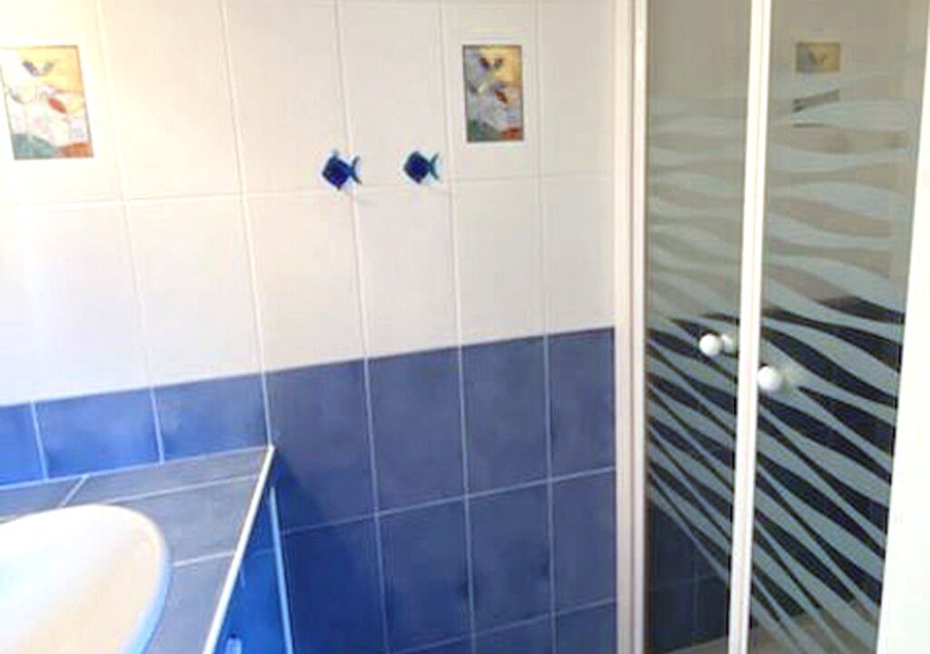 Photo of Bathroom in Saint-Andre-dAllas