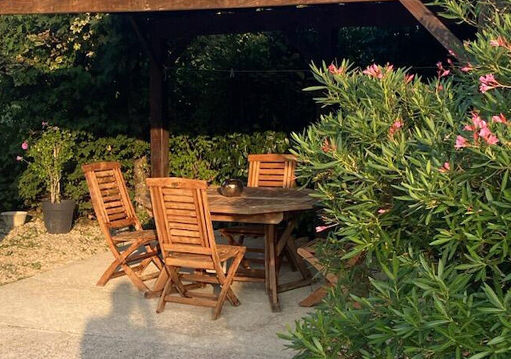Photo of Outdoor in Saint-Andre-dAllas