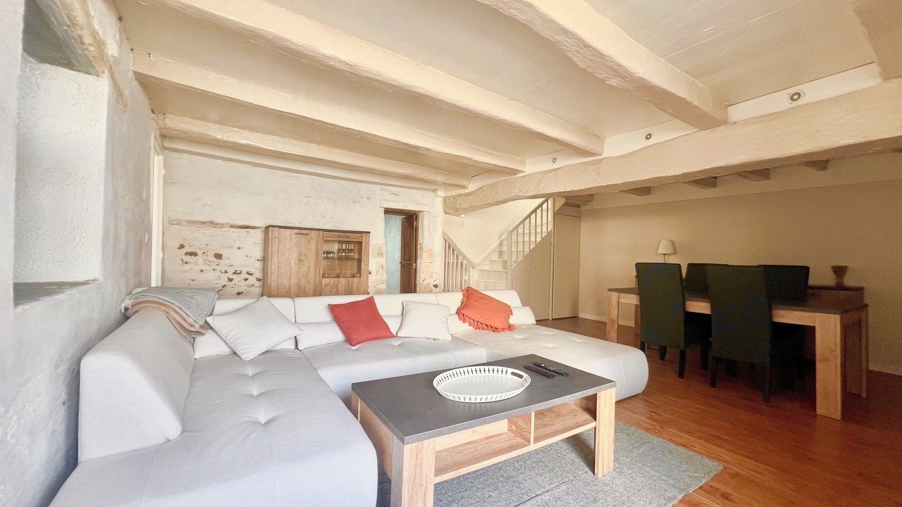 Photo of Livingroom in Saint-Coutant-le-Grand