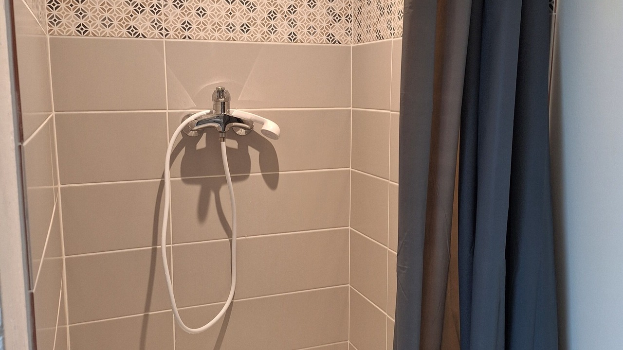 Photo of Bathroom in Pommiers-Moulons