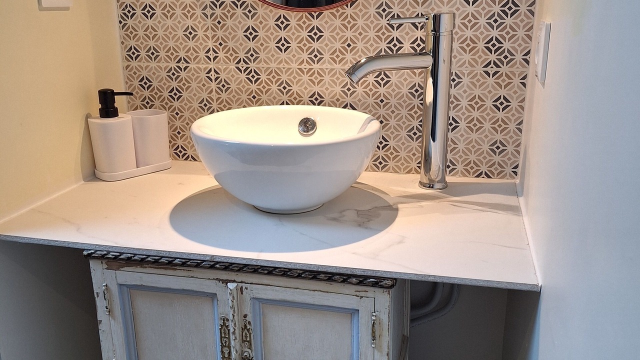 Photo of Bathroom in Pommiers-Moulons