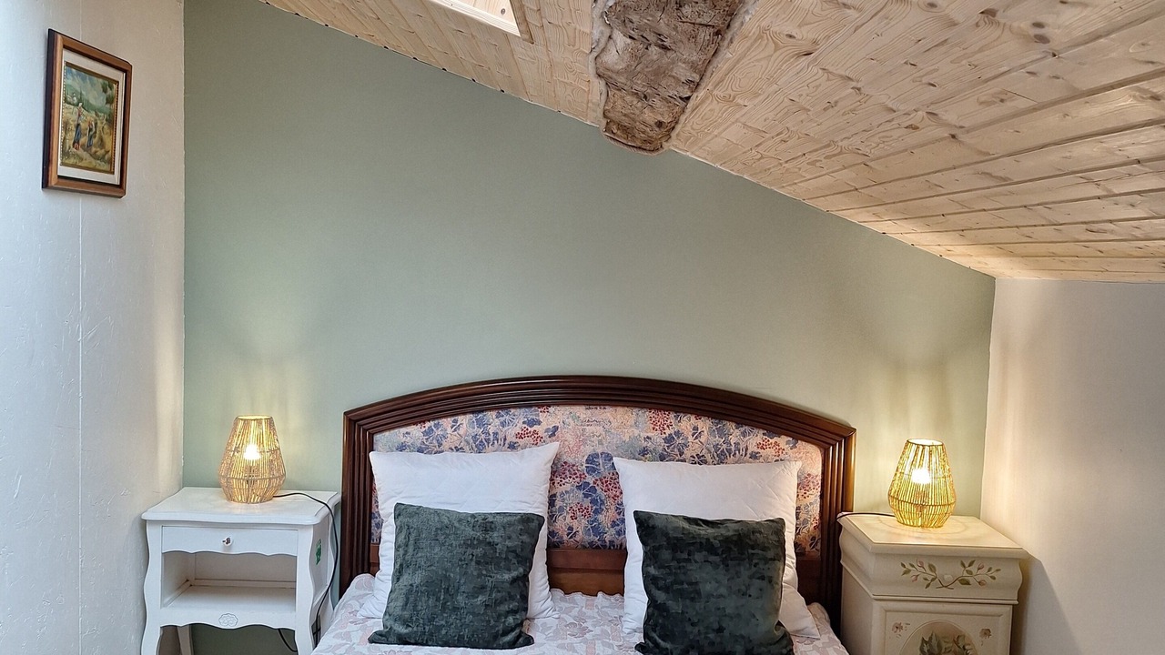 Photo of Bedroom in Pommiers-Moulons