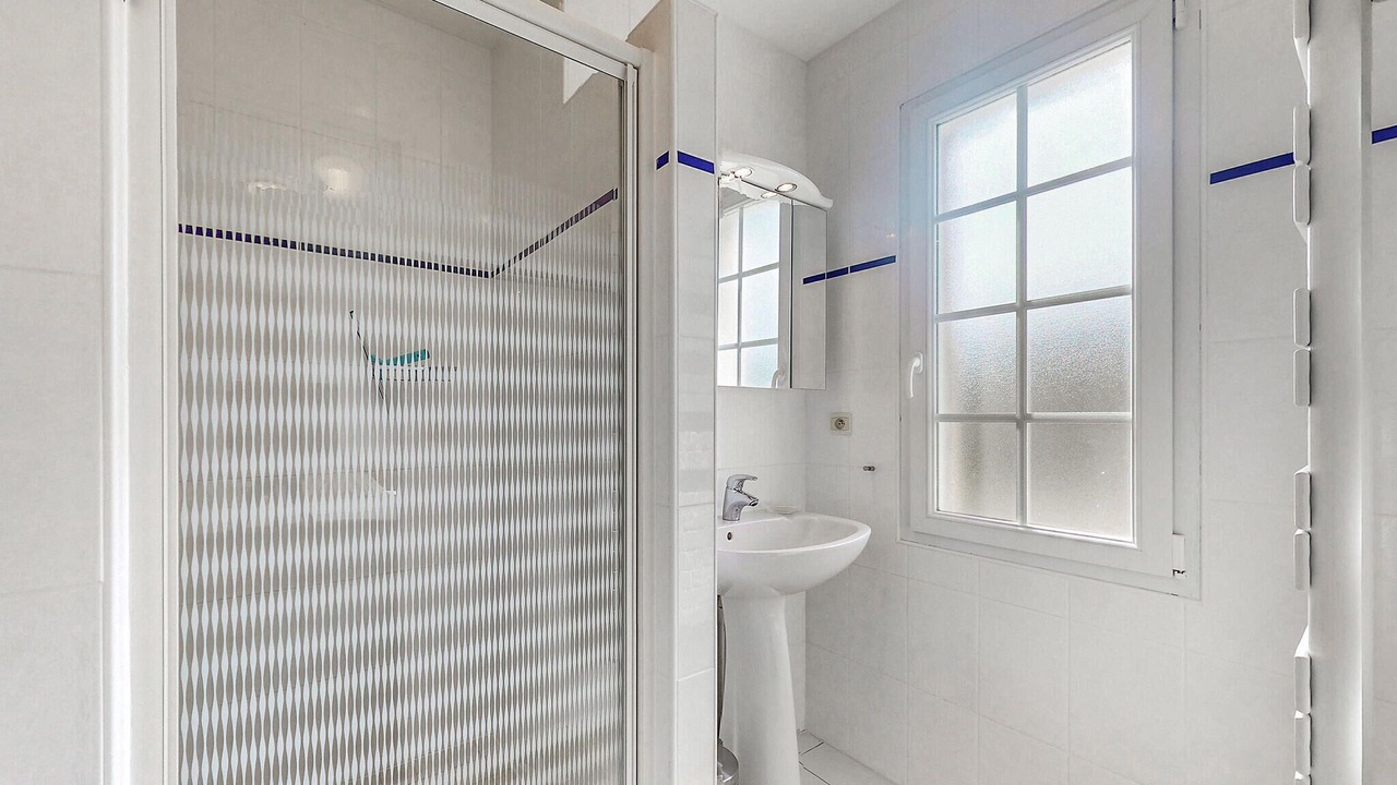 Photo of Bathroom in Ecuras