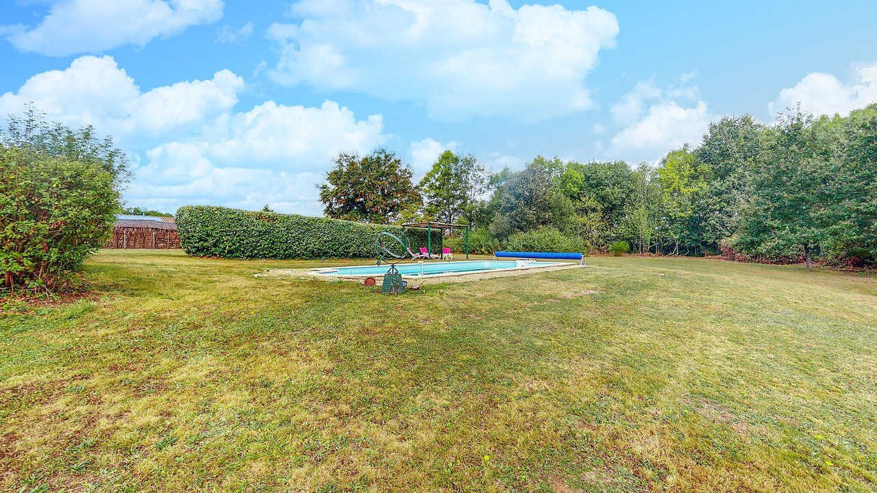 Photo of Outdoor in Ecuras