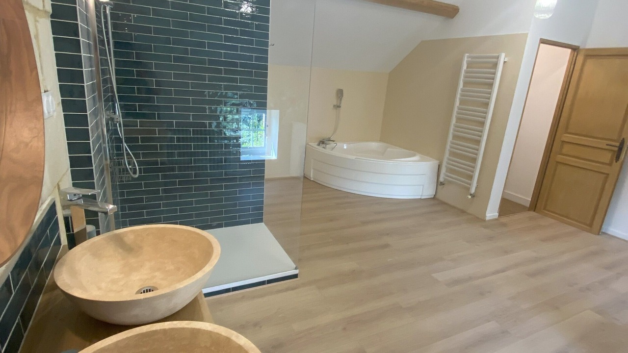 Photo of Bathroom in Morton