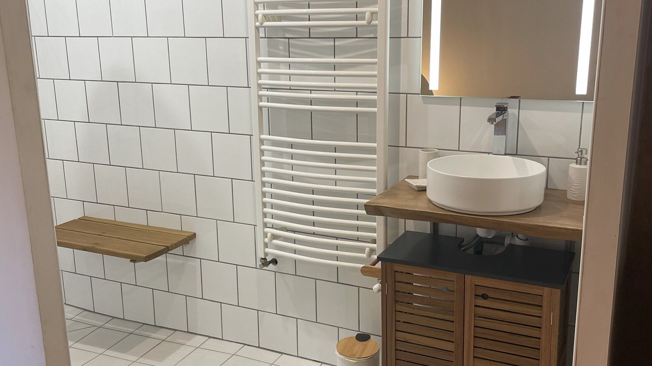 Photo of Bathroom in Morton