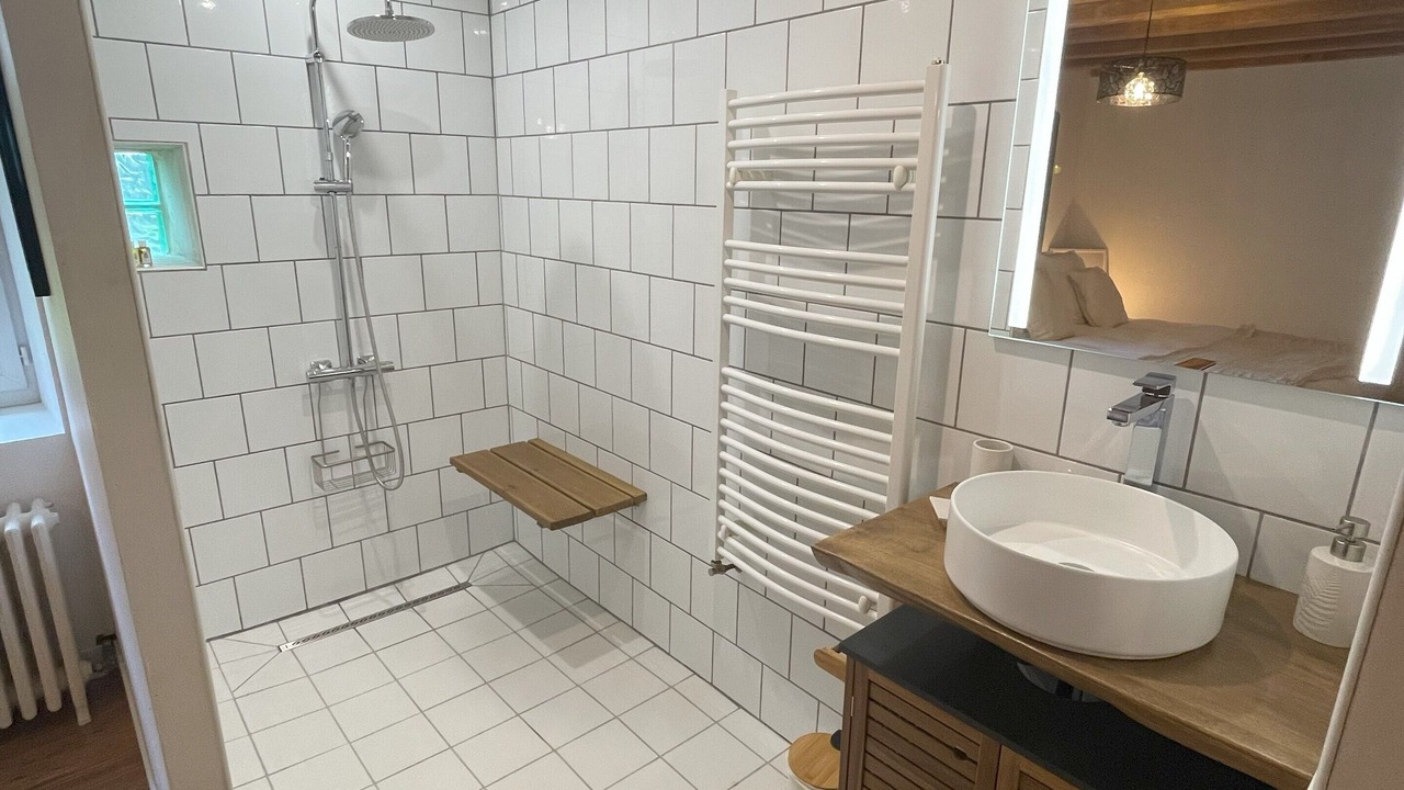 Photo of Bathroom in Morton