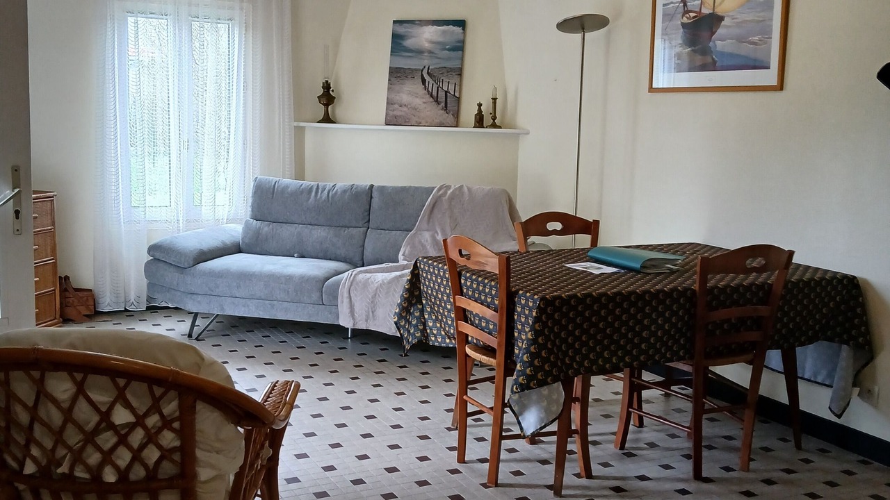 Photo of Livingroom in Port District