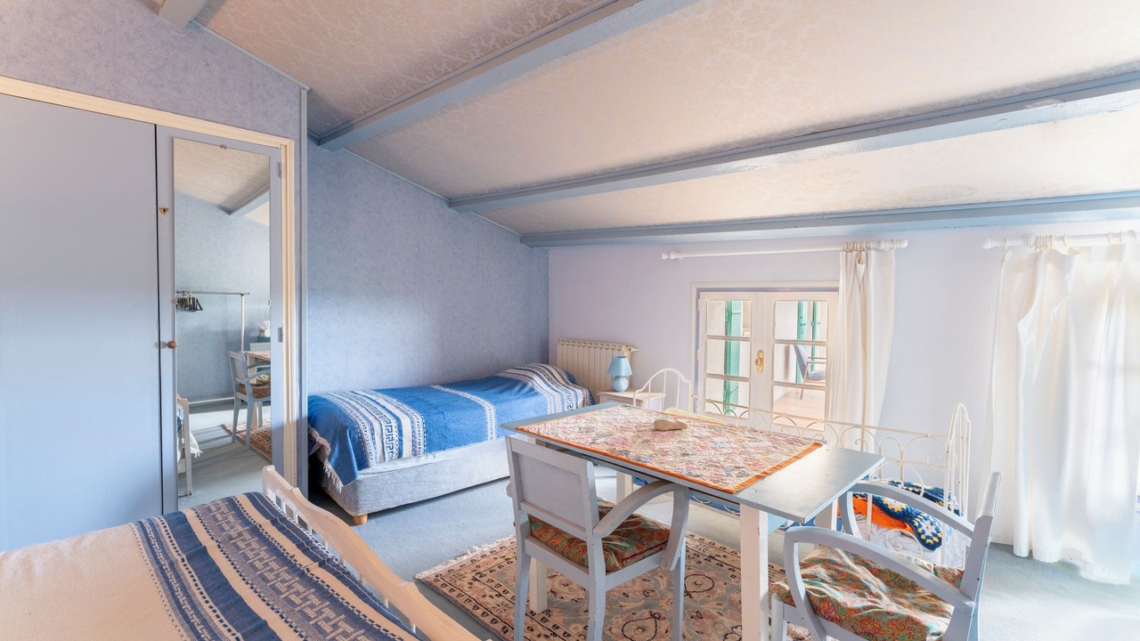 Photo of Bedroom in Saint-Pierre-de-Vassols