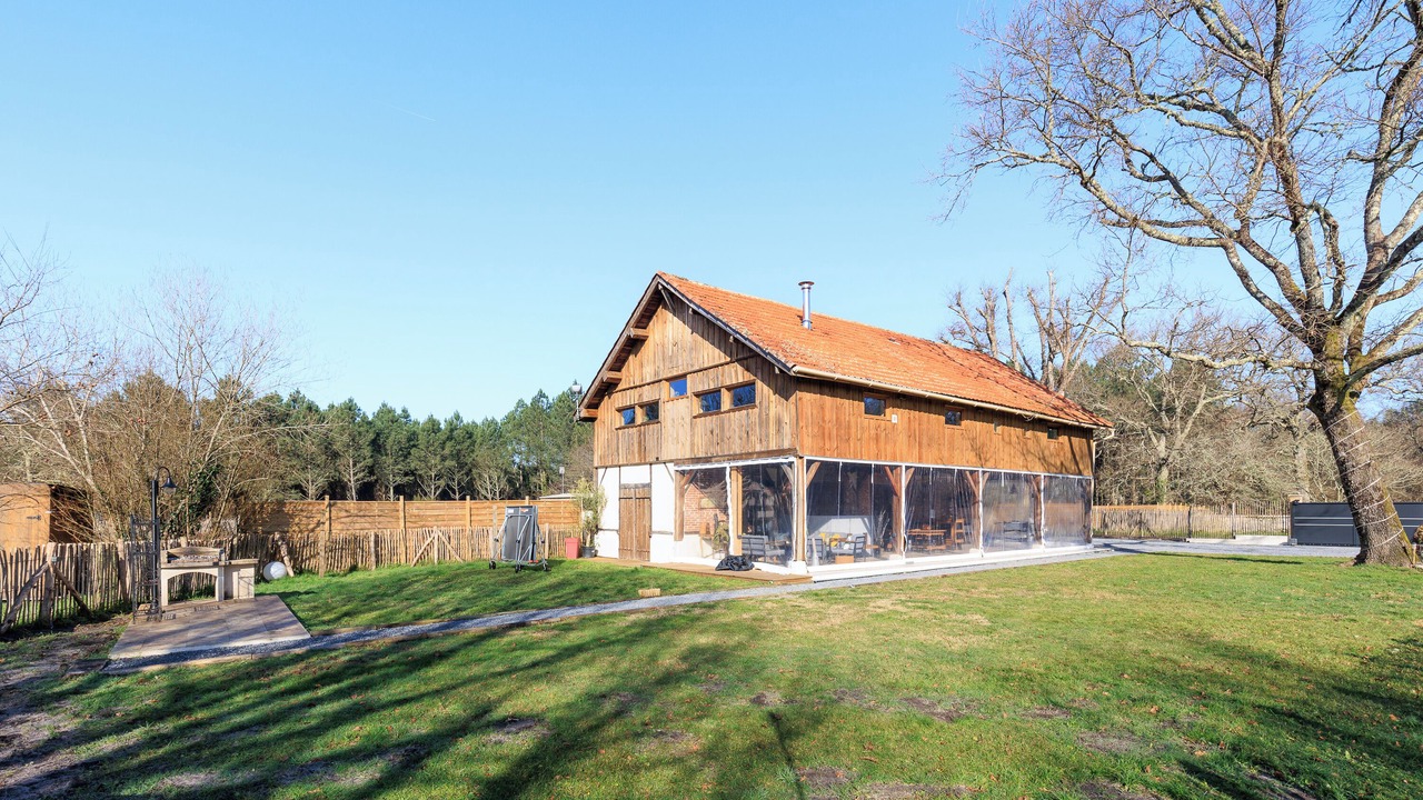 Photo of Outdoor in Lesperon