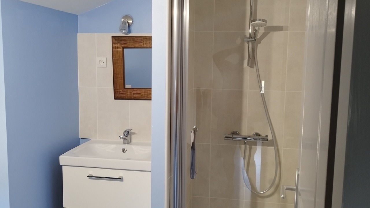 Photo of Bathroom in Sainte-Eulalie