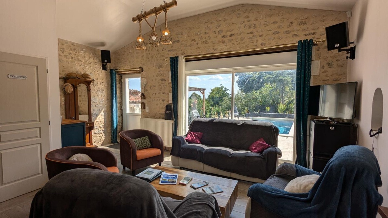 Photo of Livingroom in Magnac-Lavalette-Villars