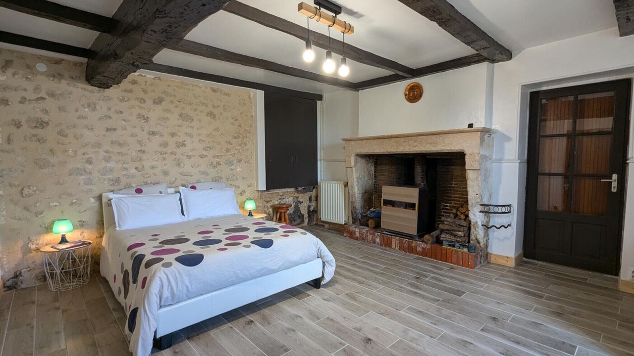 Photo of Bedroom in Magnac-Lavalette-Villars
