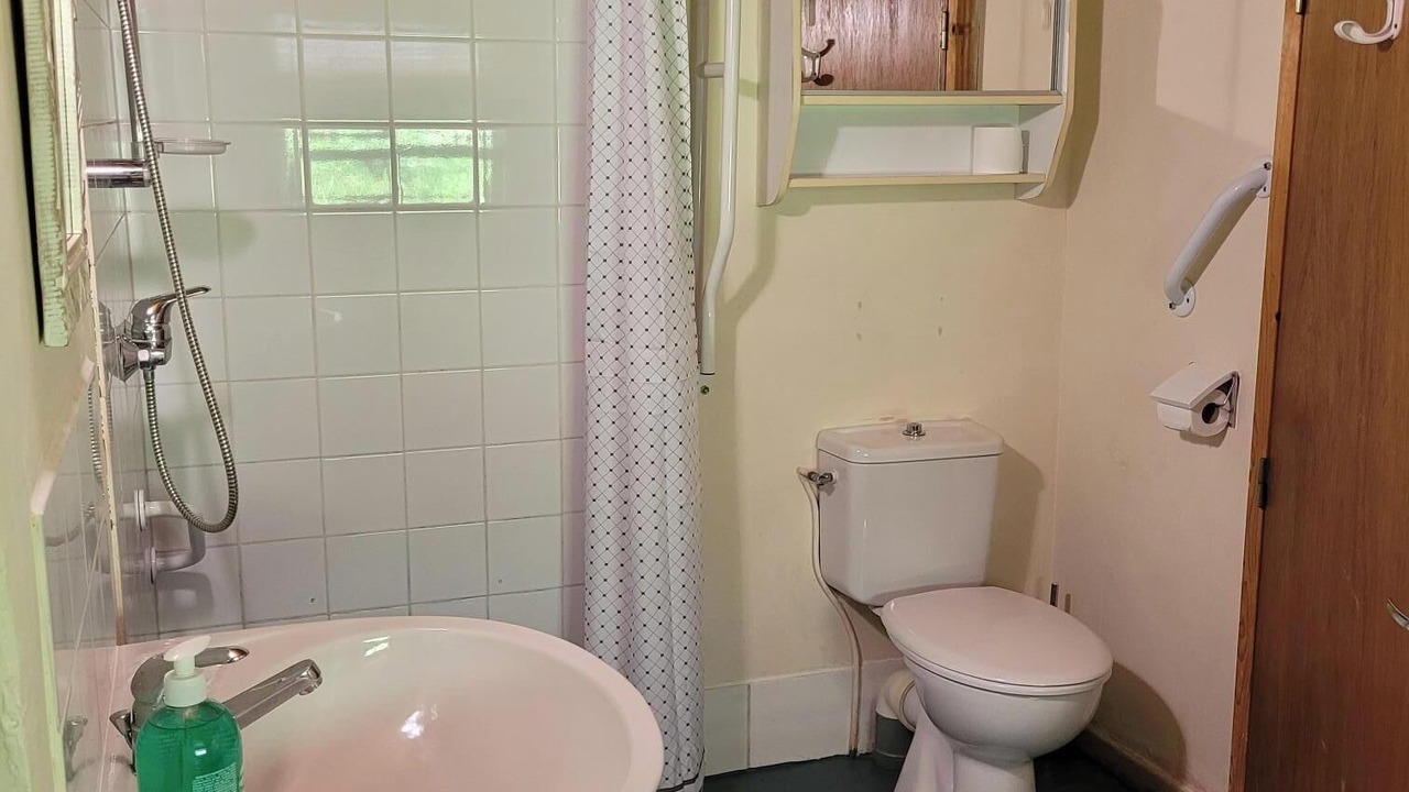 Photo of Bathroom in Saint-Saud-Lacoussiere